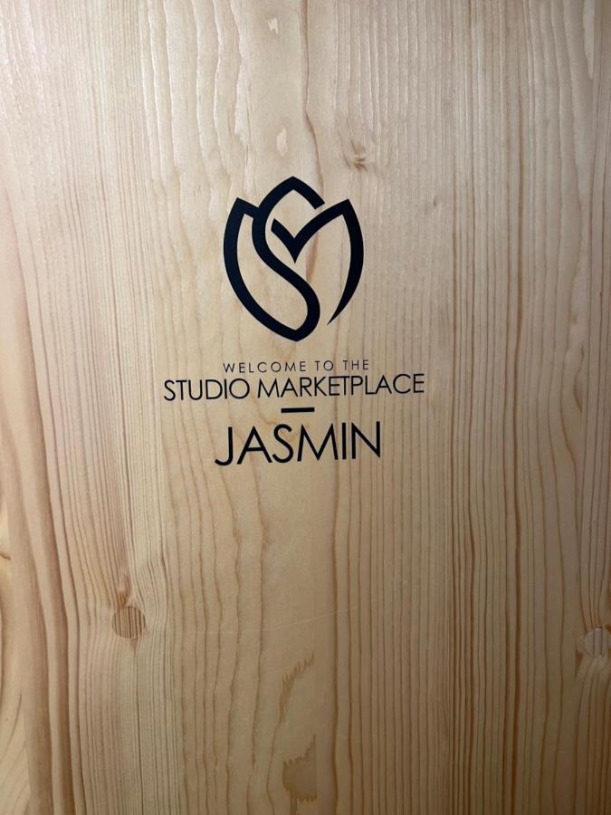 Studio Jasmine インターラーケン エクステリア 写真